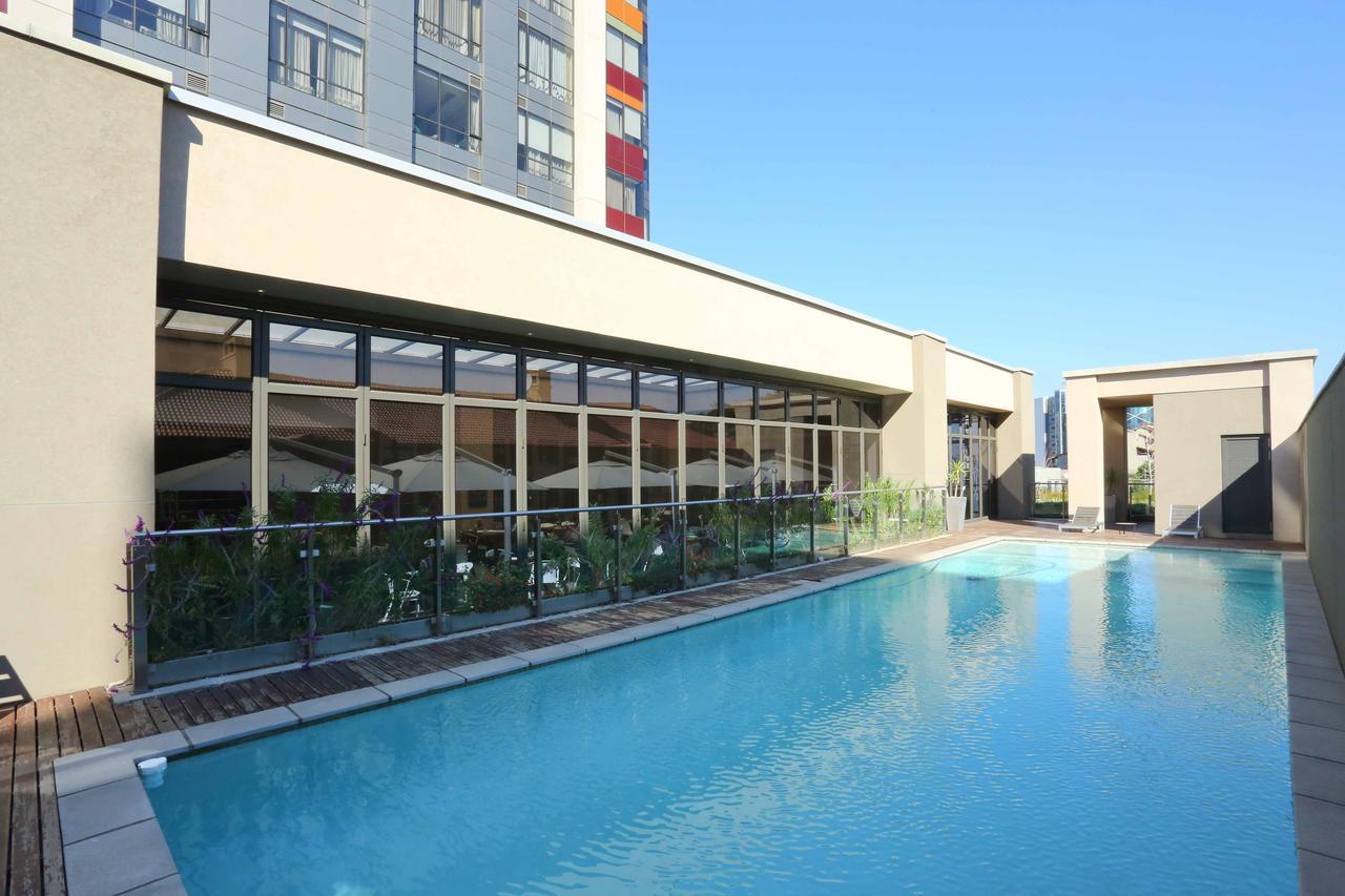 Sandton Skye Apartments Ngoại thất bức ảnh